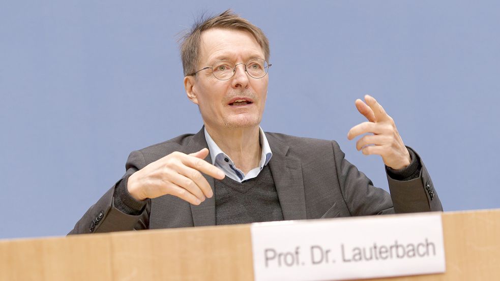 In der Corona-Politik hat Bundesgesundheitsminister Karl Lauterbach (SPD) Vertrauen verloren. Wenn er das mit einer ernsthaften Reform der Krankenhausversorgung wieder wettmacht, wäre ihm ein ruhmreicher ein Platz in den Geschichtsbüchern sicher. Foto: Heinrich/Imago Images