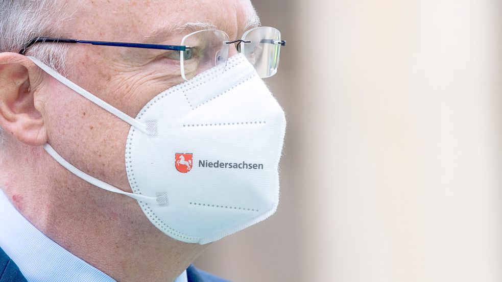 Das Land Niedersachsen muss Hunderttausende Atemschutzmasken vernichten lassen. Auch andere Bundesländer wie Hamburg sind betroffen. Foto: Julian Stratenschulte/dpa