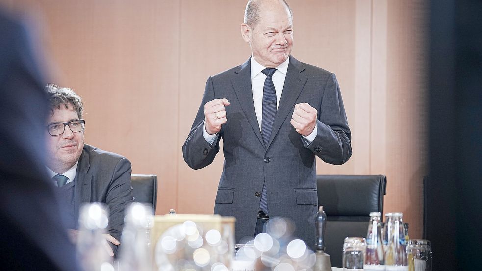 Findet sich super: Bundeskanzler Olaf Scholz (SPD) Foto: Kay Nietfeld / dpa