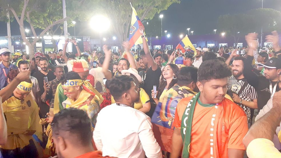 Der Enthusiasmus der Fans aus Ecuador begeisterte den Ostfriesen. Foto: Privat