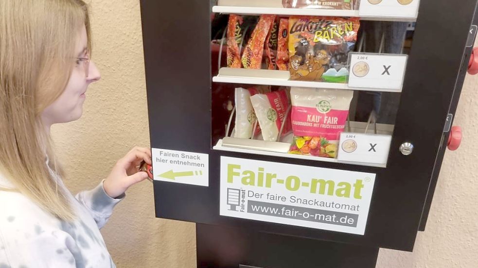 Sogenannte Fair-o-Maten gibt es schon in vielen öffentlichen Gebäuden in Deutschland, bald auch zweimal in Emden. Foto: Fair-o-Mat