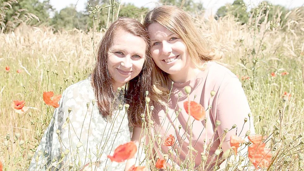 Andrea Reuscher (links) und Verena Freimann vom Verein „Inde Insel“ aus Eschweiler. Foto: privat