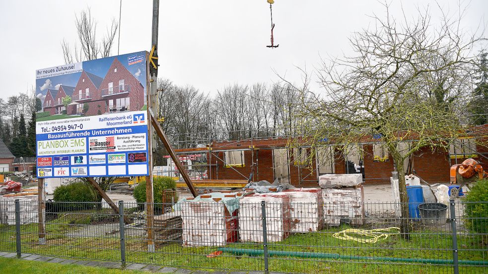 In Nortmoor werden zwei neue Wohnhäuser gebaut. Foto: Stromann