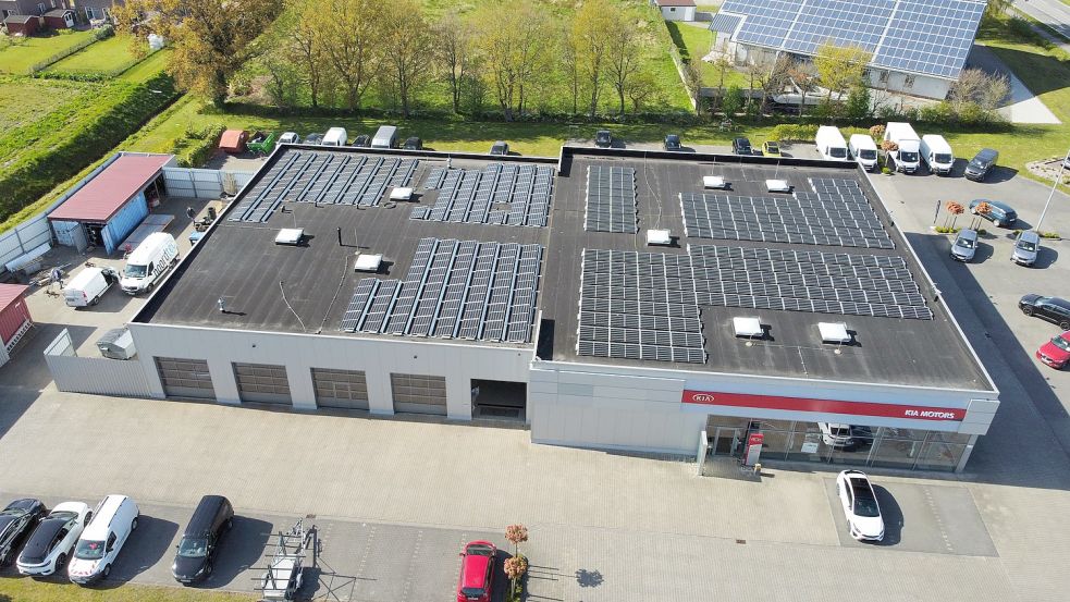 Eine Photovoltaik-Anlage auf dem Dach lohnt sich für Unternehmen – nicht nur wegen der hohen Zuschüsse. Foto: privat