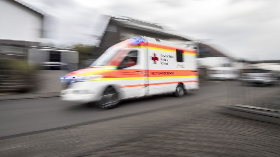 In Emden schließen sich Rettungsdienste zusammen. Foto: Roessler/dpa