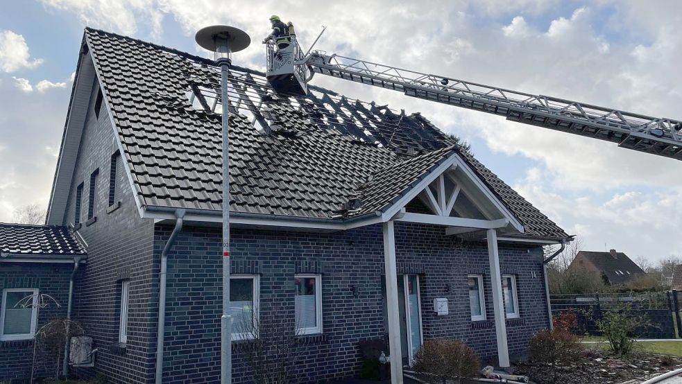 Durch das Feuer ist das Haus unbewohnbar geworden. Foto: Stadt Papenburg/Feuerwehr