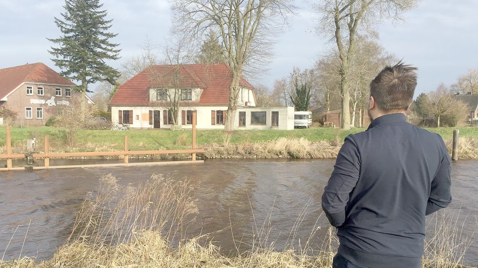 Die alte Zollstation liegt idyllisch am Ufer der Jümme. Foto: Privat