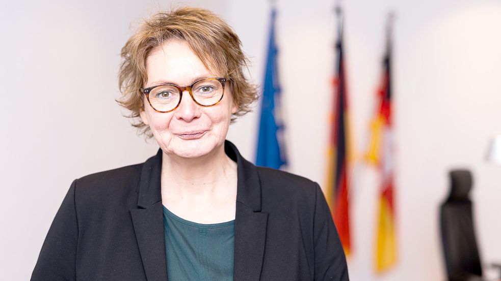 Will im Kampf gegen Geldautomaten-Sprenger die Banken in die Pflicht nehmen: Niedersachsens neue Innenministerin Daniela Behrens (SPD). Foto: Michael Matthey/dpa