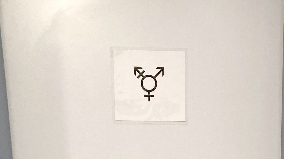 So sah die genderneutrale Toilette am Ulrichsgymnasium in Norden aus. Sie war nur zwei Tage lang geöffnet. Foto: Malte Jordan