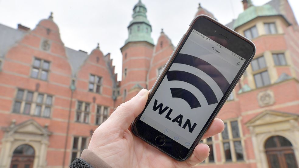 Demnächst soll es auch am Georgswall ein freies WLAN-Netz geben. Foto: Archiv