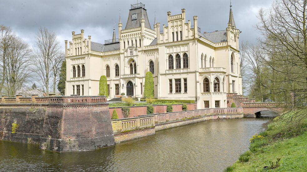 Ein ziemlich großer Liebesbeweis: Die Evenburg in Leer ist nach Eva von Ungnad benannt. Foto: Ortgies/Archiv