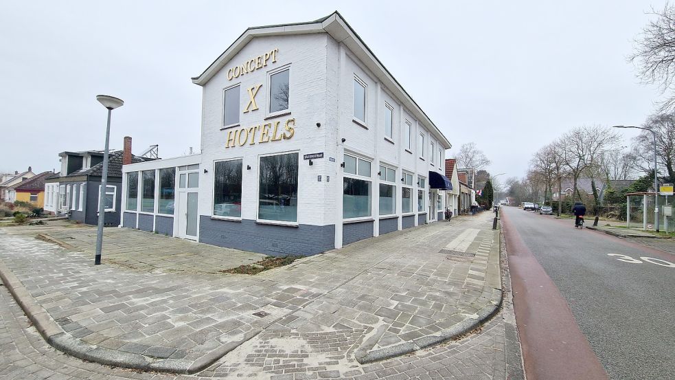 Das Hotel Leeuwerik an der Straße Oudezijl in Bad Neuschanz erstrahlt nach Umbau- und Sanierung in neuem Glanz. Foto: Gettkowski