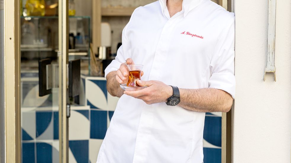 Kleine Mittelmeerfeinkost: Meze vereint Geselligkeit und Genuss Foto: DK Verlag