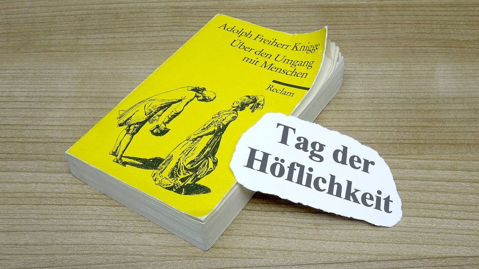 Das Kniggebuch ist nicht nur am Tag der Höflichkeit relevant. Foto: www.imago-images.de