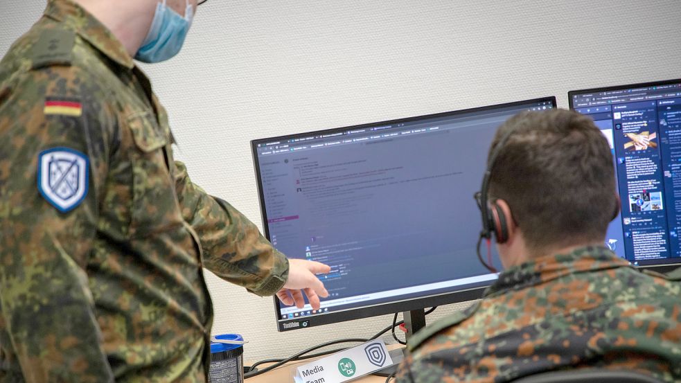 Cyber-Abwehr darf nicht allein eine Sache von Militär und Sicherheitsbehörden sein. Foto: Stefan Uj/dpa