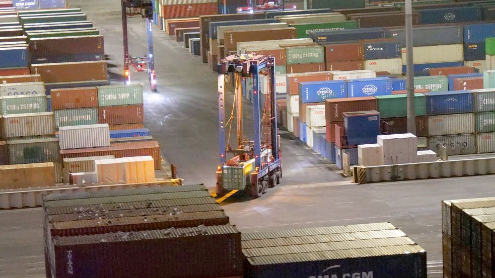 Drogenschmuggler hatten Ende März 2020 Drogen in einem mit Bananen beladenen Kühlcontainer per Schiff im Hamburger Hafen transportiert. Foto: IMAGO IMAGES/Martin Wagner