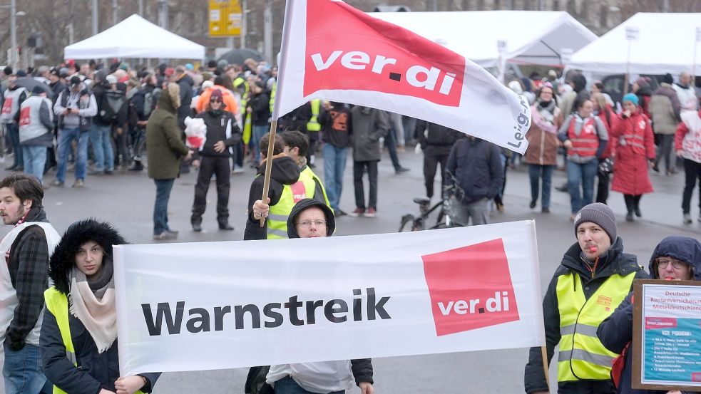 Warnstreiks im Öffentlichen Dienst: Verdi ruft jetzt die Beschäftigten im Gesundheitswesen dazu auf, die Arbeit niederzulegen. Symbolfoto:Willnow/dpa