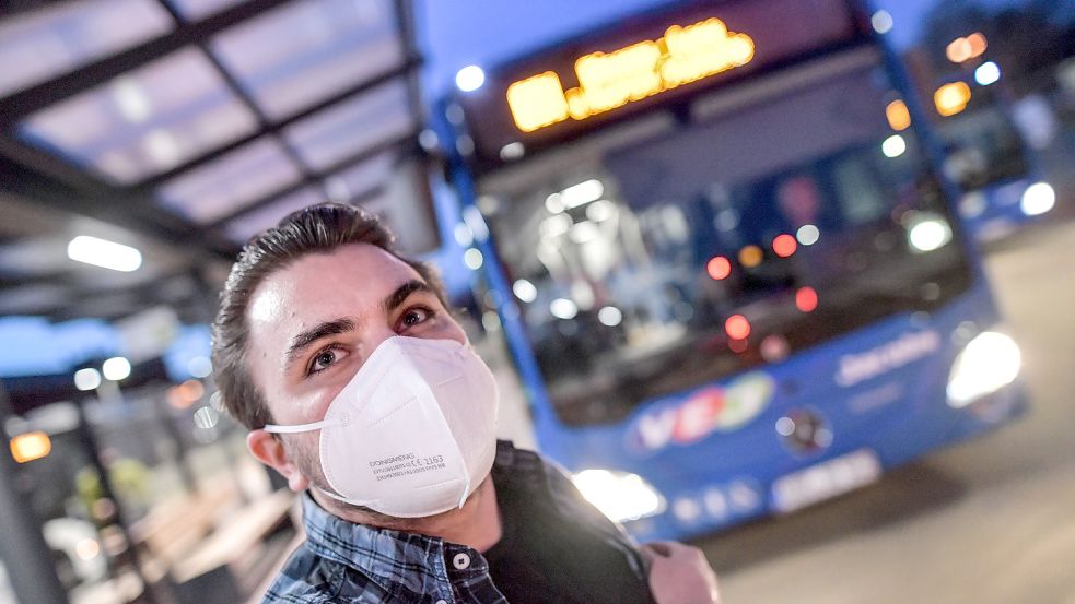 Für alle, die am späten Abend von Leer mit dem Bus zurück nach Hause möchten, gibt es bald mehr Verbindungen. Fotos: Ortgies