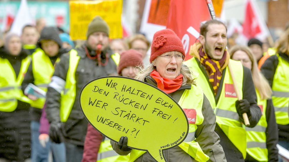 Die Streikenden kämpfen für höhere Gehälter. Foto: Ortgies