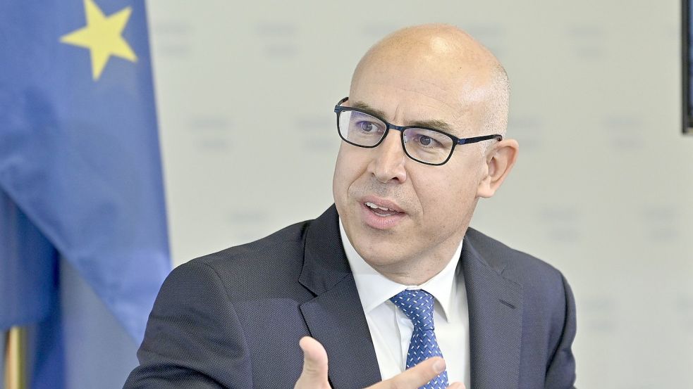 „Was wir alle nicht wollen, ist, dass der Kreml mit dem Gasverkauf hohe Devisen einnimmt“: Wirtschaftsexperte Gabriel Felbermayr. Foto: Hans Punz/APA/dpa
