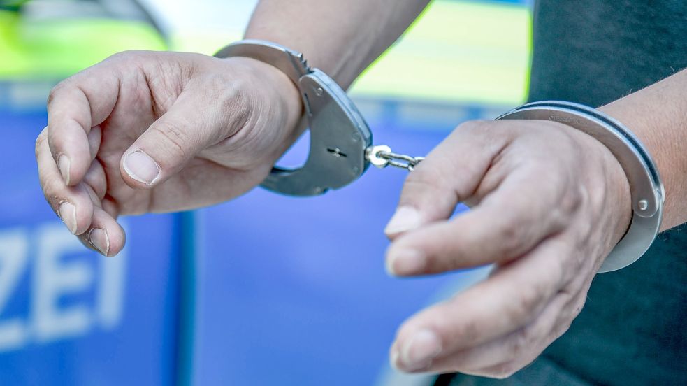 Die Polizei hat einen mutmaßlichen Drogendealer in Bremen verhaftet. Foto: imago images / onw-images