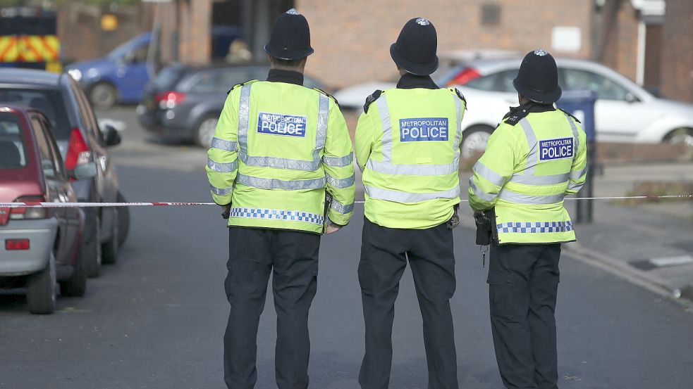 Der Fall Sarah Everard hat das Ansehen der „Bobbys“ tief beschädigt – ein neuer Bericht deckt dramatische Zustände bei der Londoner Polizei auf. Foto: AFP/Daniel Leal