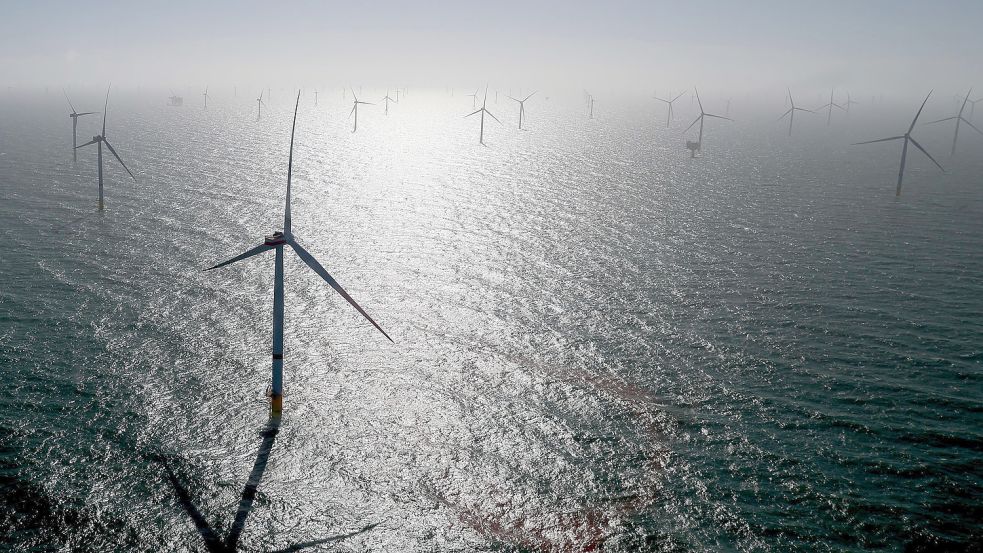 Windparks auf See sind ein Baustein der künftigen Energieversorgung in Deutschland.Foto: Charisius/dpa