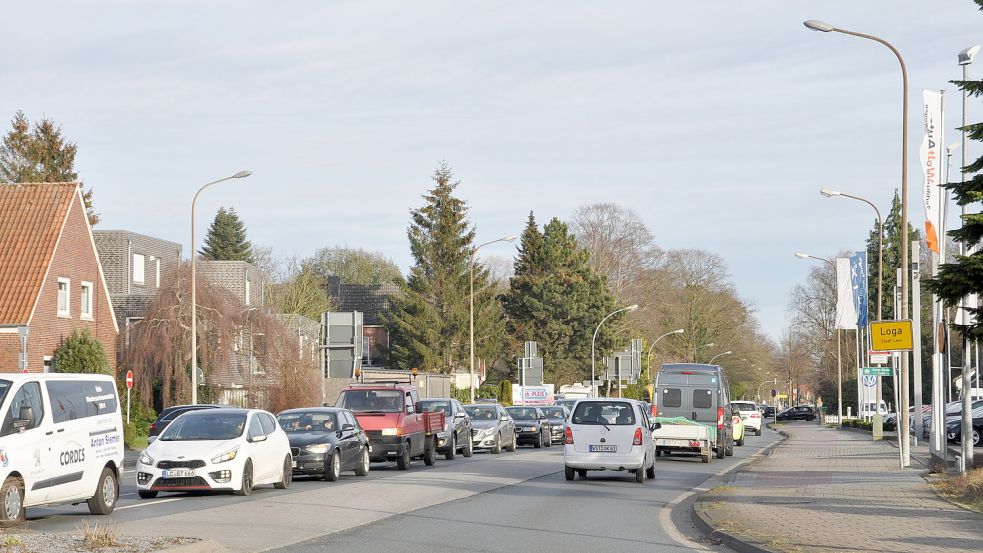 Die Hauptstraße in Leer soll in diesem Jahr instand gesetzt werden. Das wird zu wochenlangen Sperrungen führen. Foto: Wolters/Archiv