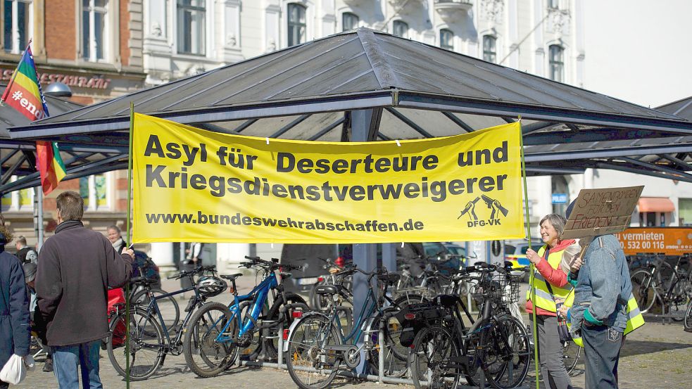 Wer vor einer Zwangsrekrutierung flüchtet, hat grundsätzlich ein Recht auf Asyl. Foto: imago-images/Willi Schewski