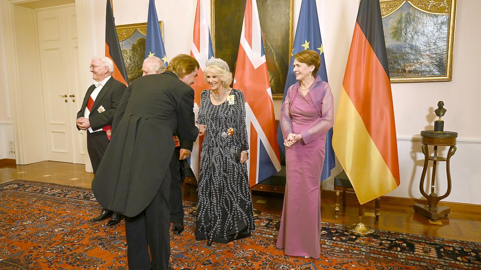 Ein Punker im Frack: Viele trauten ihren Augen nicht, als sie Campino von den „Toten Hosen“ beim Staatsbankett mit Charles und Camilla sahen. Foto: Britta Pedersen