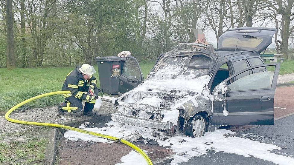 Die Feuerwehr löschte den Brand. Foto: Feuerwehr