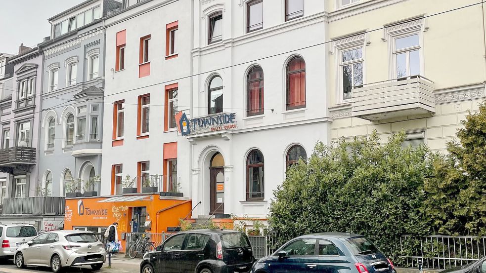 Das Townside Hostel in Bremen dient derzeit als Unterkunft für Flüchtlinge. Die Stadt hat es ursprünglich als Unterkunft für 80 Asylbewerber angemietet. Zu einem überhöhten Preis, wie heute viele finden. Foto: Karolina Meyer-Schilf