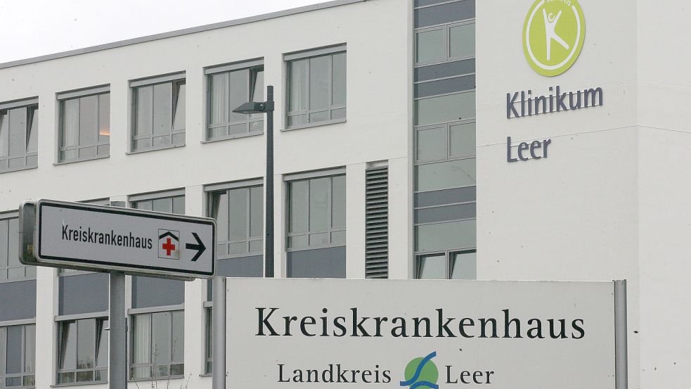 Das Klinikum Leer ist ein gemeinnütziges Unternehmen, das dem Landkreis Leer gehört. Sollte es mit seinen Millionen-Gewinnen mehr Personal finanzieren? Foto: Archiv