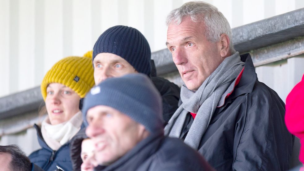 Meppens Ernst Middendorp schaute als Überraschungsgast vorbei.