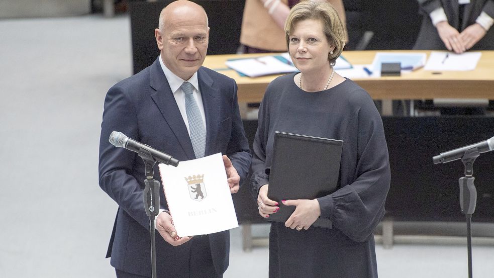 Kein strahlender Sieger: Erst im dritten Wahlgang wird CDU-Mann Kai Wegner vom Berliner Abgeordnetenhaus zum Regierenden Bürgermeister gewählt. Foto: Christophe Gateau
