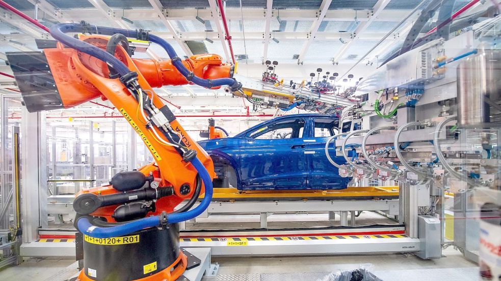 Trotz Ukraine-Krieg, Energie- und Wirtschaftskrise und Inflation melden die großen deutschen Unternehmen derzeit Umsatz- und Gewinnrekorde – allen voran Autohersteller. Foto: Sina Schuldt/dpa