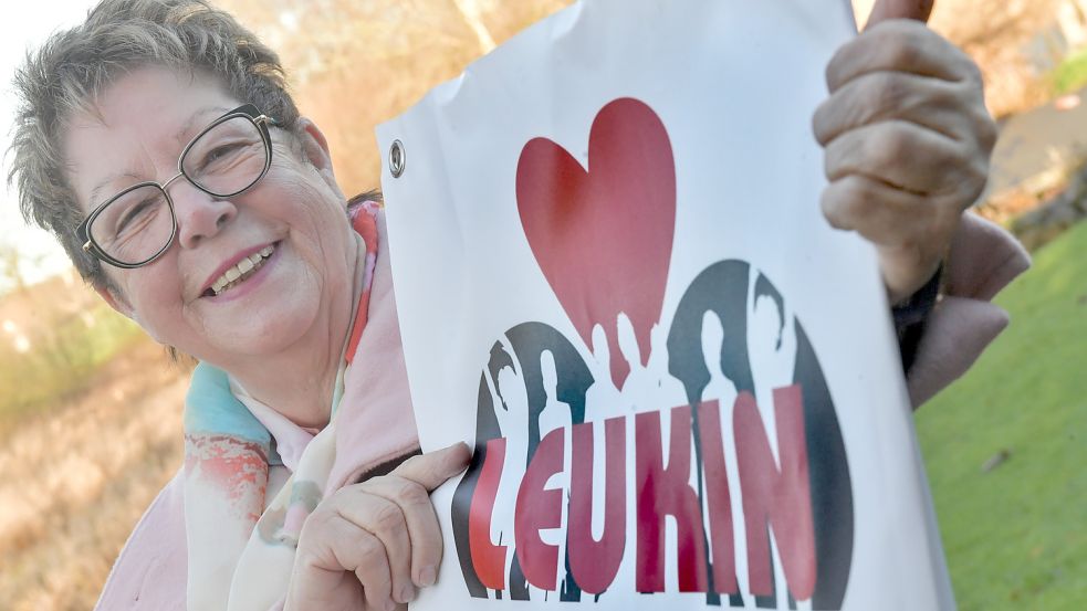 Anna Fennen ist seit vielen Jahren das Gesicht von Leukin, einem Verein aus Ostrhauderfehn, der sich für Menschen einsetzt, die an Blutkrebs erkrankt sind. Die 72-Jährige ist das letzte verbliebene Gründungsmitglied des Vereins, der seit 1996 besteht. Sie ist am Sonnabend bei der Typisierung in Sedelsberg dabei. Foto: Ortgies