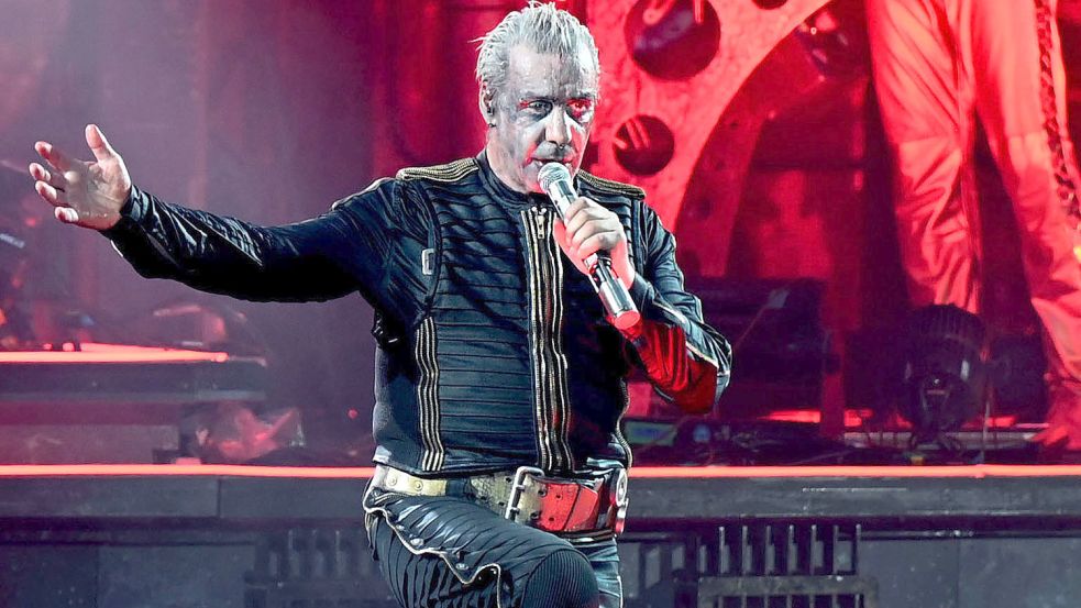 Till Lindemann ist der Sänger der Band Rammstein. Foto: Krudewig/dpa