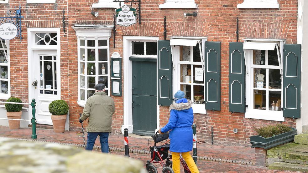 •Die Gemeinde will „Poppinga‘s Alte Bäckerei“ weiter verkaufen. Der Idee eines Betriebs durch einen Verein erteilt die Bürgermeisterin aber eine Absage. ArchivFoto: Wagenaar
