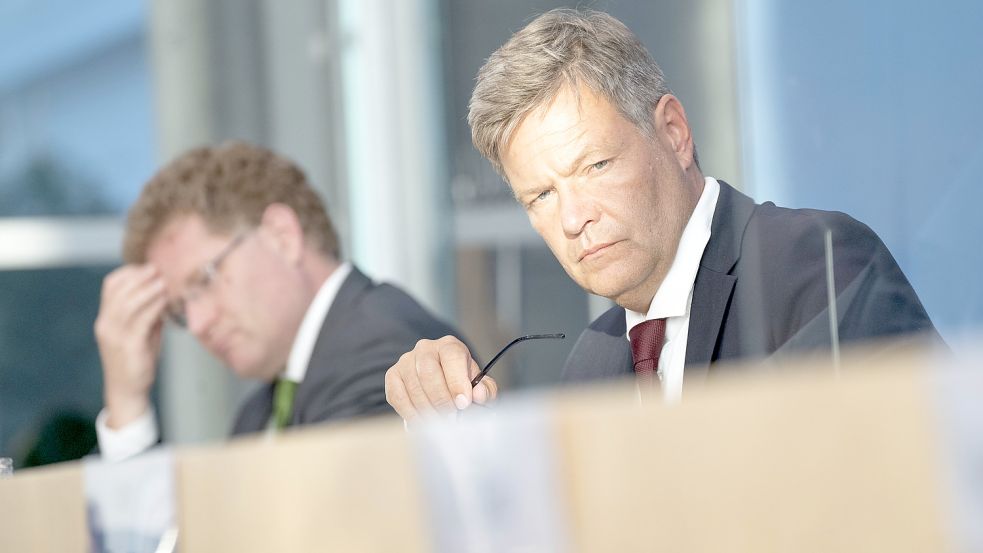 Robert Habeck, Bundesminister für Wirtschaft und Klimaschutz rechts mit Patrick Graichen, Staatssekretär. Foto: www.imago-images.de