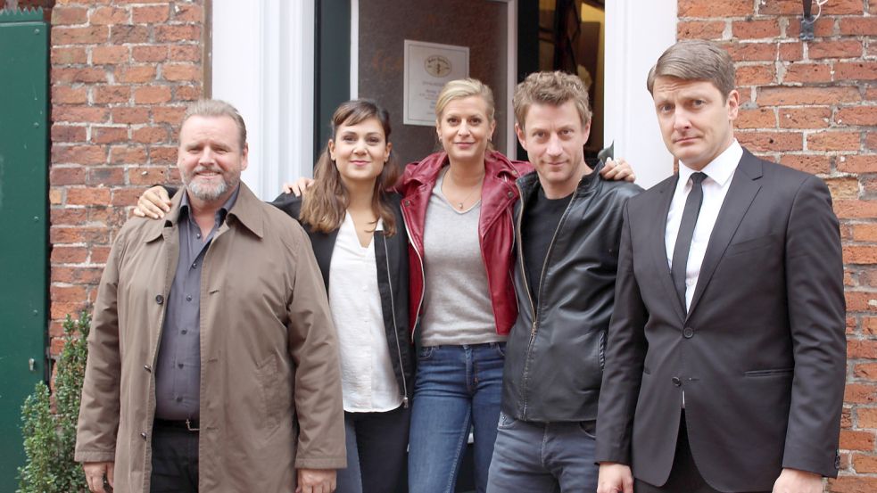 Die aktuelle Besetzung des "Friesland"-Krimis: Felix Vörtel (von links), Sophie Dal, Theresa Underberg, Maxim Mehmet und Holger Stockhausen. Foto: Ortgies/Archiv
