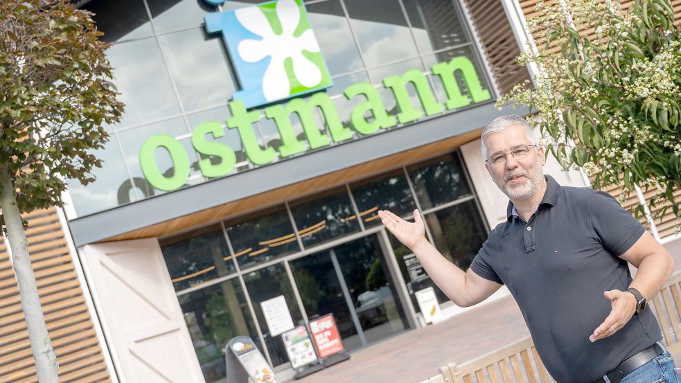 Geschäftsführer Rainer Ostmann möchte in Emden ein Gartencenter bauen. Die Verkaufsfläche soll bis zu 9000 Quadratmeter groß werden. Foto: Stüber