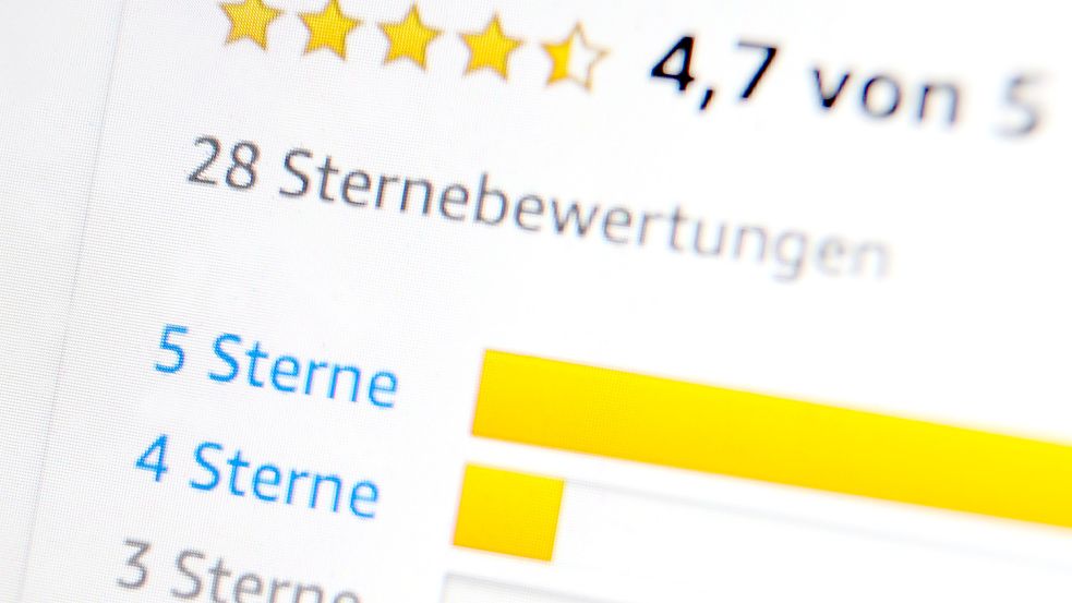 Nach einem Arztbesuch hat ein Familienvater eine beleidigende Bewertung bei Google hinterlassen. Daraufhin schaltete der Arzt seinen Anwalt ein. Foto: dpa/dpa-tmn/Karl-Josef Hildenbrand