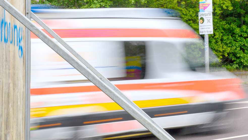 Die Hilfsfrist in Niedersachsen beträgt 15 Minuten. Foto: Gabbert/dpa