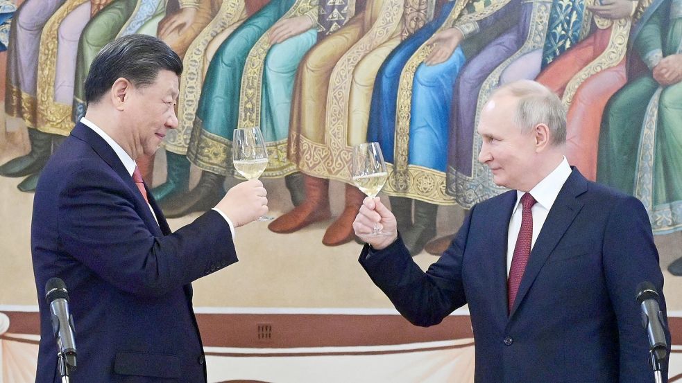 Werden China und Russland zur Bedrohung für die westlichen Demokratien? Deutschland sollte gewappnet sein, meinen Experten. Doch eine Nationale Sicherheitsstrategie fehlt. Foto: Pavel Byrkin / SPUTNIK / AFP