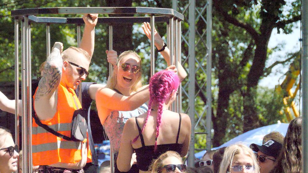 Partystimmung auf dem Frühtanzgelände in Tange. Foto: Keller