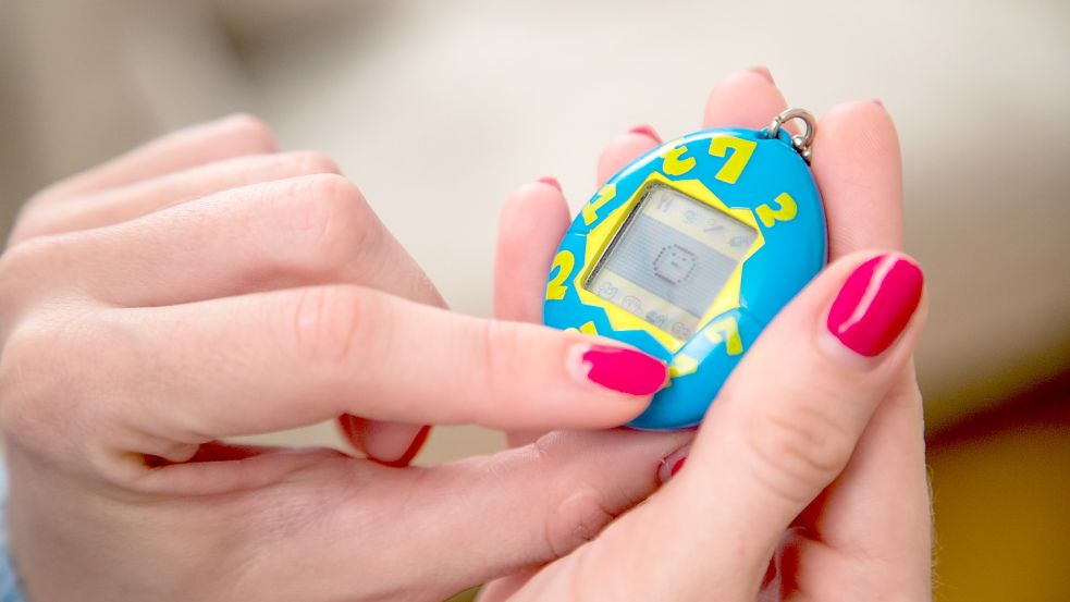 Das Tamagotchi kommt wieder auf den Markt. Foto: dpa/Christin Klose