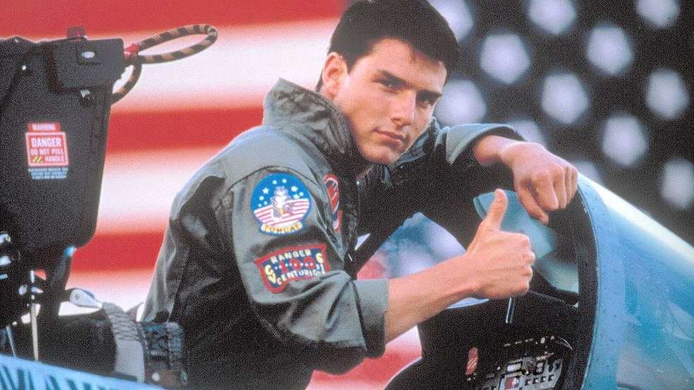 Ist bei Air Defender 2023 in Jagel nicht dabei: Tom Cruise alias Pete „Maverick“ Mitchell im Filmklassiker „Top Gun“ von 1986. Foto: Imago Images/United Archives