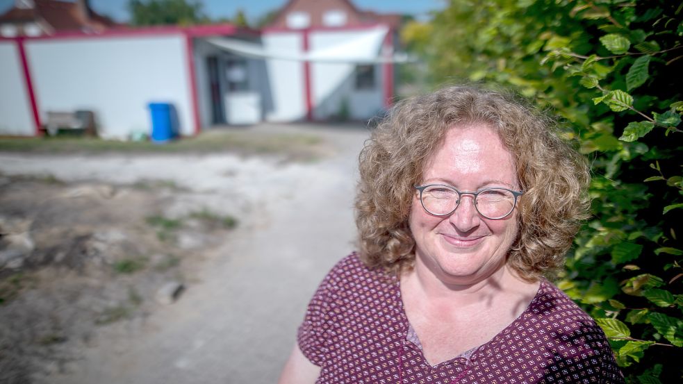 Kindergarten-Leiterin Birgit Park freut sich auf die neue Krippengruppe. Fotos: Cordsen