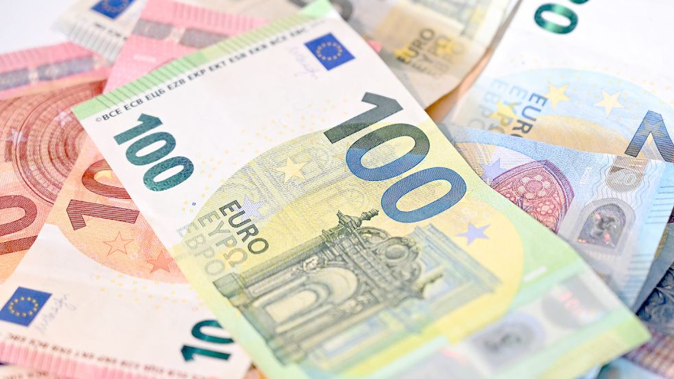Illegales Glücksspiel hat einen Mann aus Ostsachsen mehrere tausend Euro gekostet. Nun bekommt er seine Verluste zurück - inklusive Zinsen. Foto: imago/Lobeca